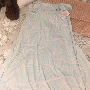 🛍NWT Lularoe Sky Blue and White Maxi 🛍 3 for $20